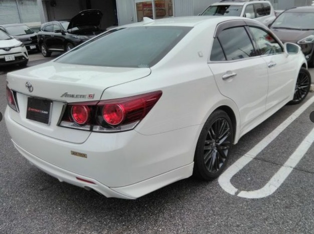 2017 Toyota Crown